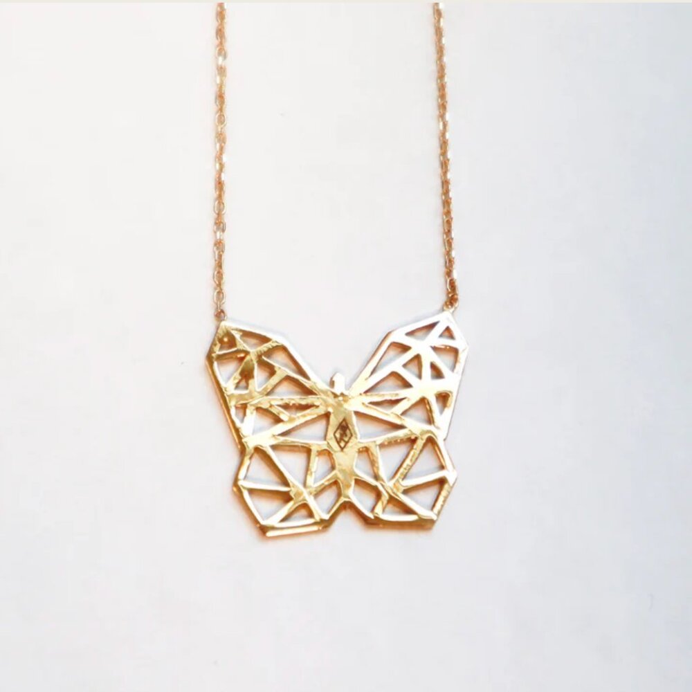 18k Gold Butterfly Necklace - Picture 4 of 8